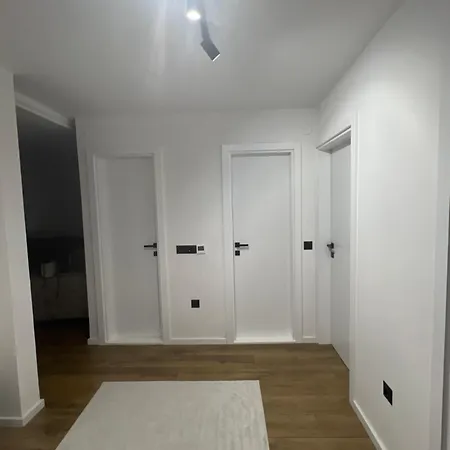 Airport Free Parking Apartament Sarajewo